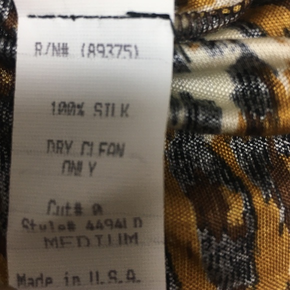 SKY BRAND SILK ANIMAL LEOPARD PRINT TOP LEATHER BELT EUC - Picture 5 of 7